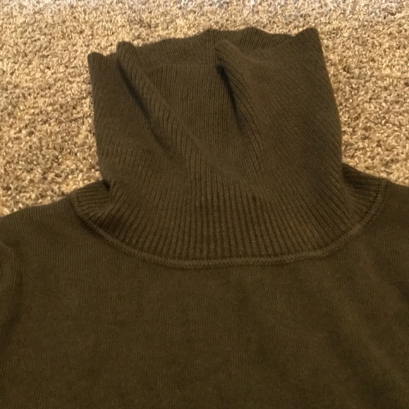 Whisper Knit by Louis Dell’Olio cowl neck sweater size Large - Picture 14 of 15